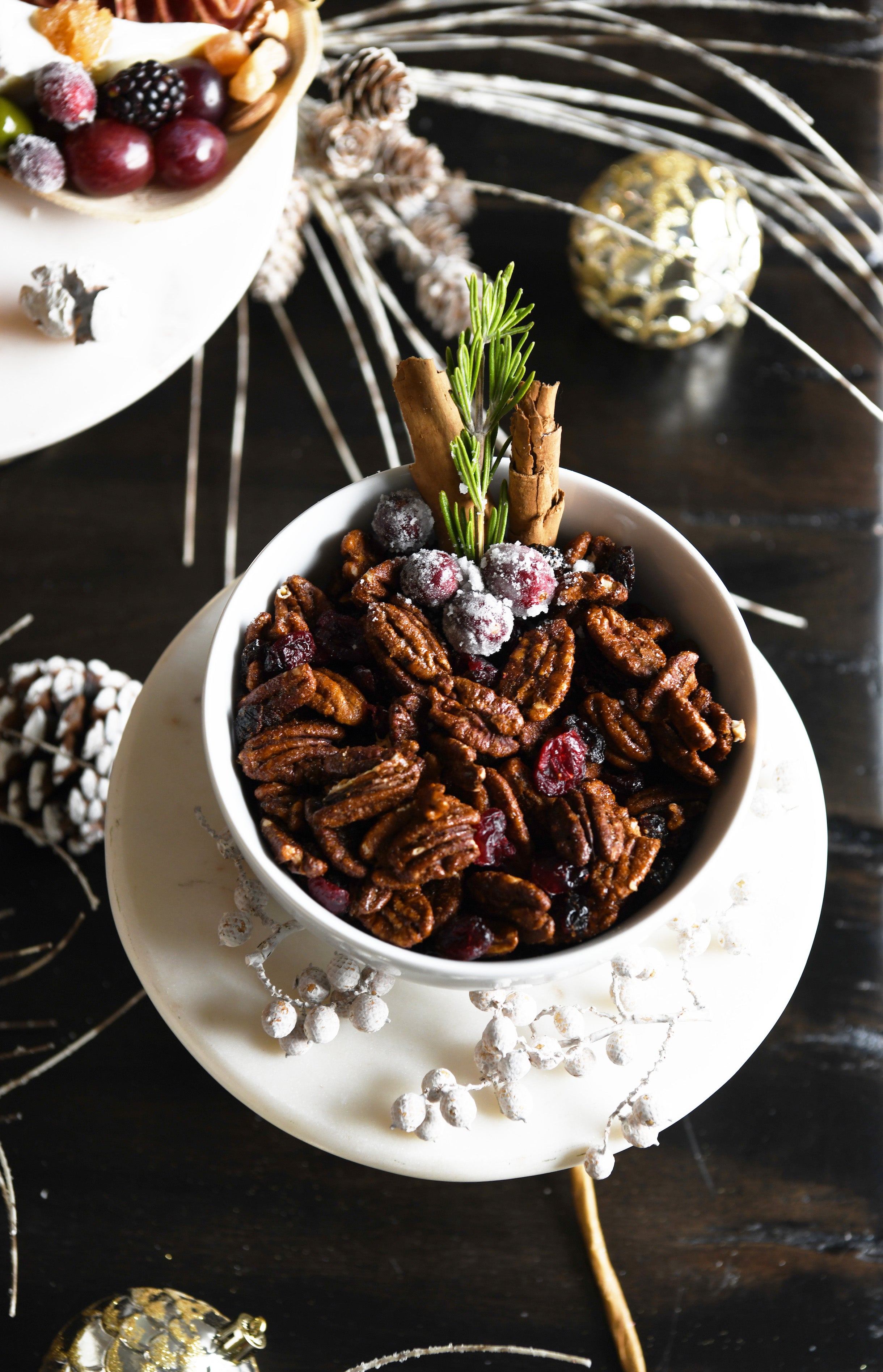 HOLIDAY SPICED PECANS